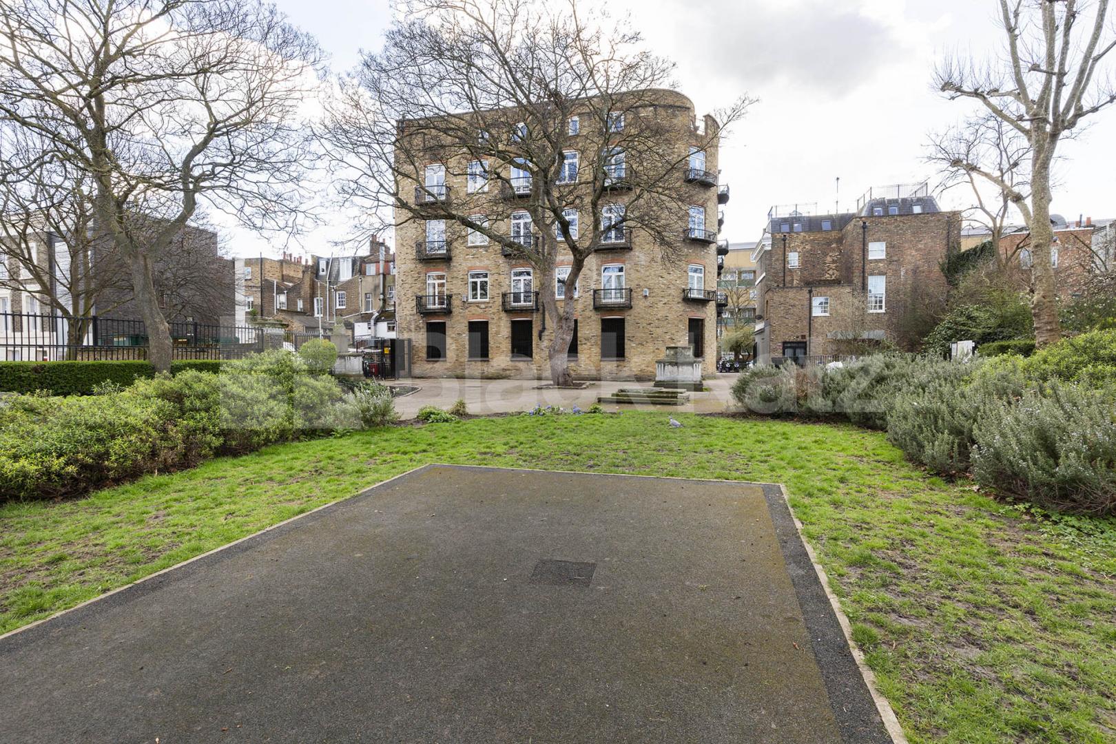 Super spacious two bed two bath apartment by Camden High St & Tube  Pratt Street, Camden